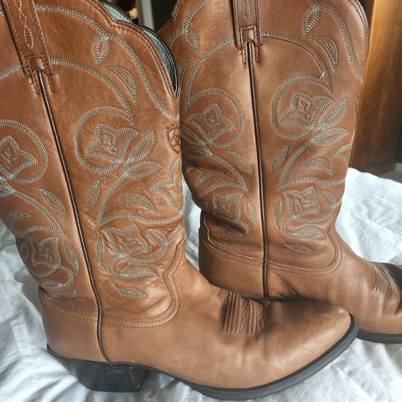 Ariat Cowboy Boot - Heritage Western 2 - Picture 3 of 11